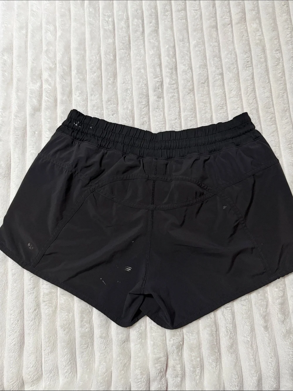 lululemon athletica has white